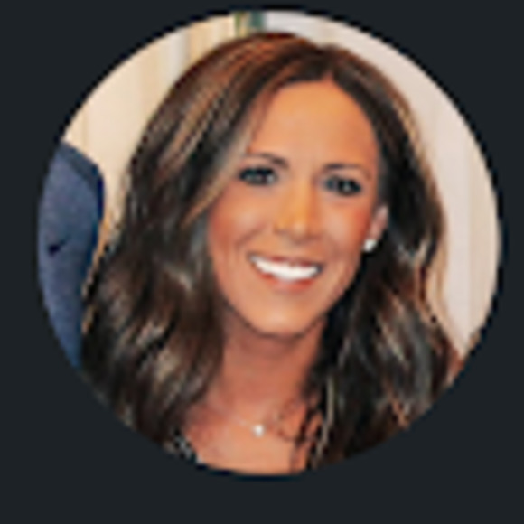 Meet your Posher, Lauren - Picture 1 of 1